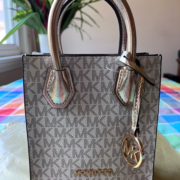 ⚜️ MICHAEL KORS EXTRA - SMALL SIGNATURE LOGO CROSSBODY BAG ⚜️ NWT ⚜️ - Picture 10 of 16